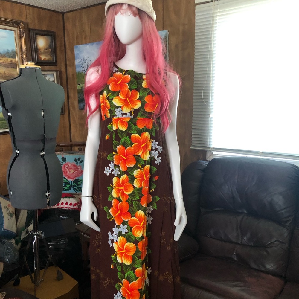 Vintage Ui-Maikai Hawaiian Dress